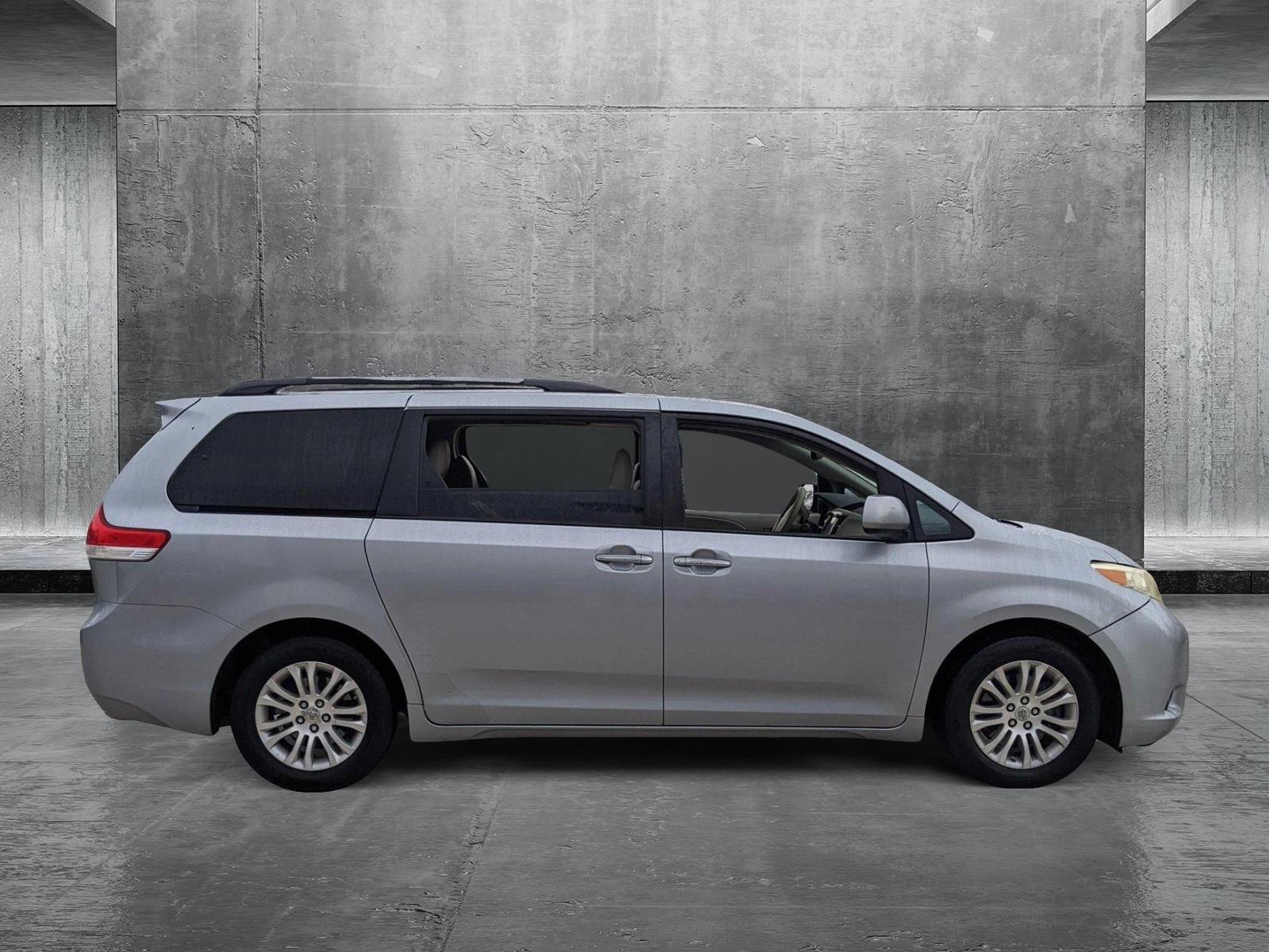 2011 Toyota Sienna Vehicle Photo in Davie, FL 33331