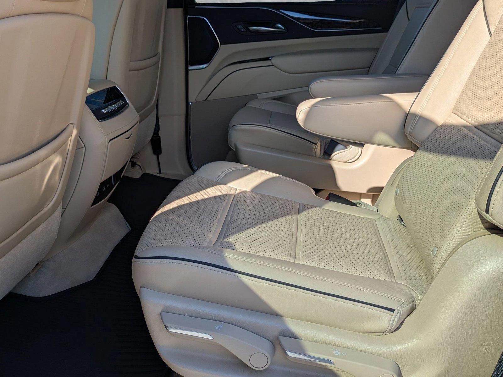 2021 Cadillac Escalade Vehicle Photo in Clearwater, FL 33761