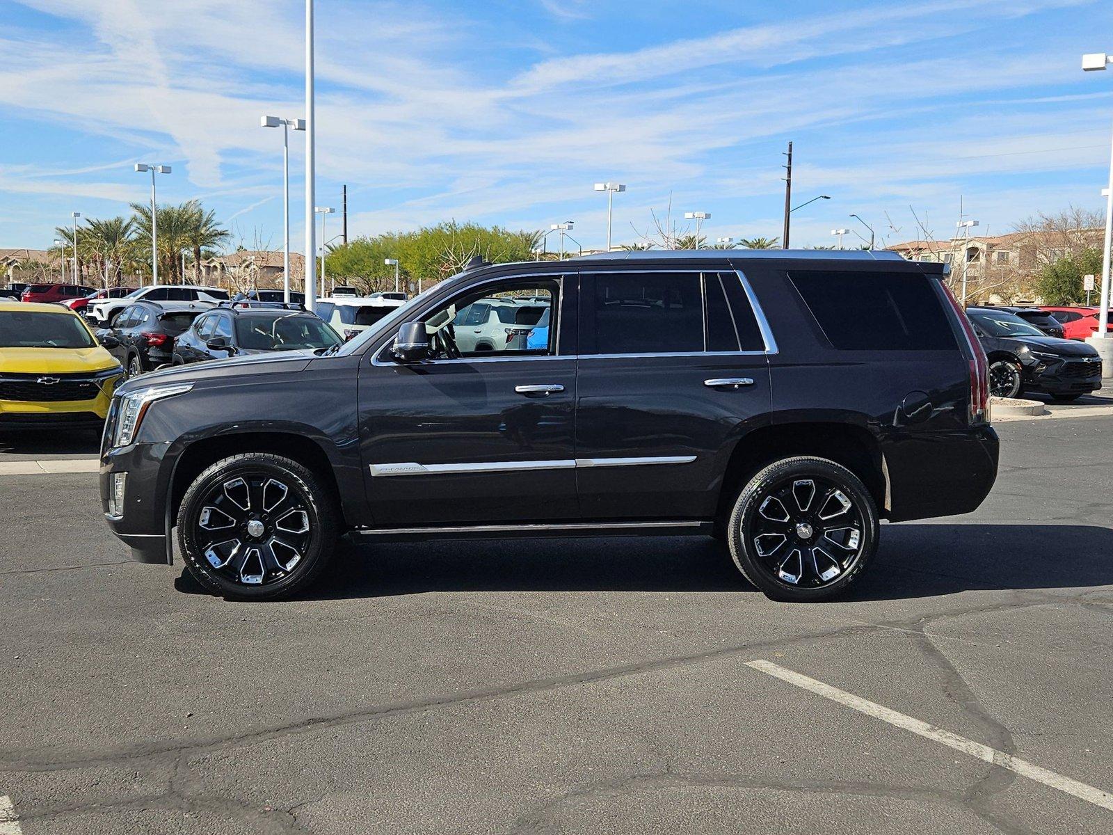 2019 Cadillac Escalade Vehicle Photo in GILBERT, AZ 85297-0446