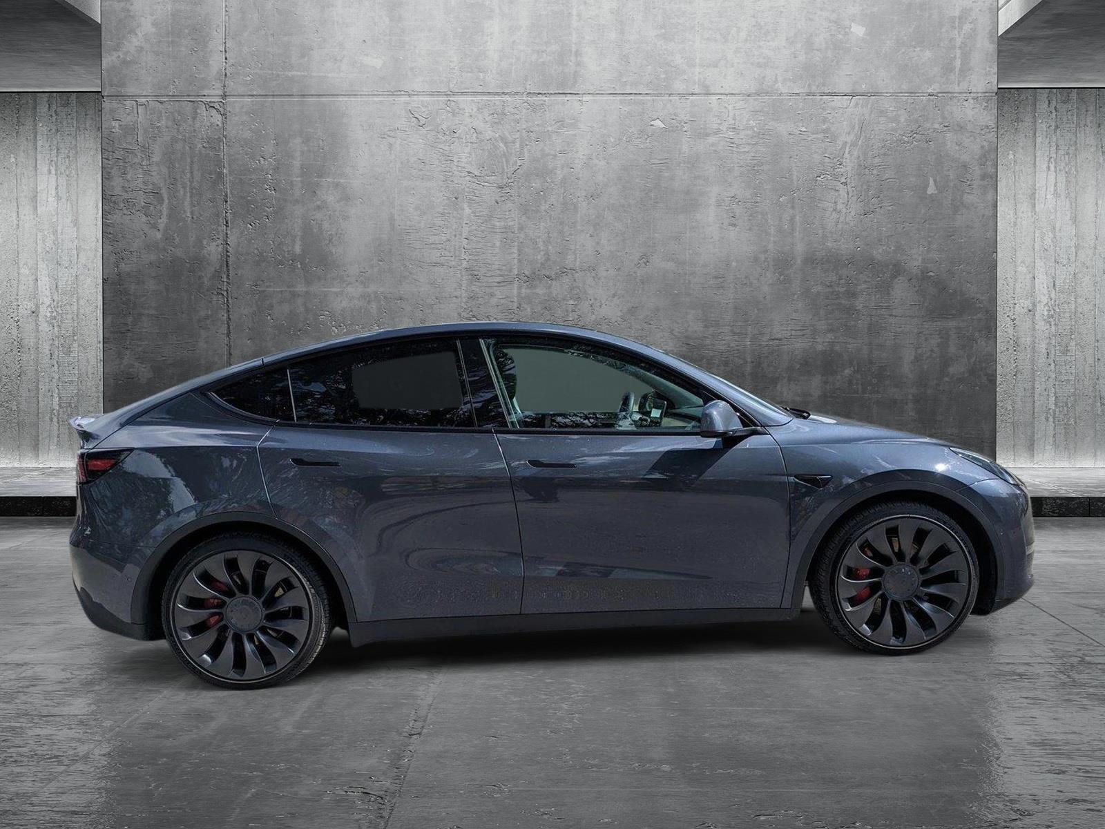 2022 Tesla Model Y Vehicle Photo in GREENACRES, FL 33463-3207