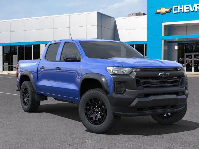 2025 Chevrolet Colorado Vehicle Photo in MOON TOWNSHIP, PA 15108-2571