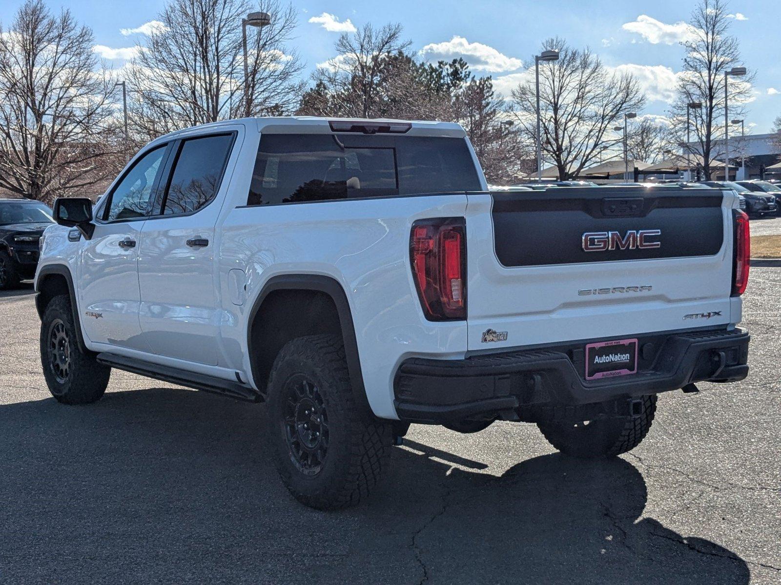 2025 GMC Sierra 1500 Vehicle Photo in LONE TREE, CO 80124-2750