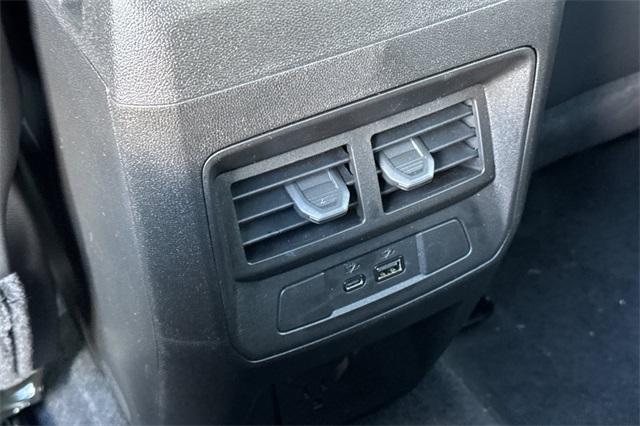 2025 GMC Canyon Vehicle Photo in ELK GROVE, CA 95757-8703