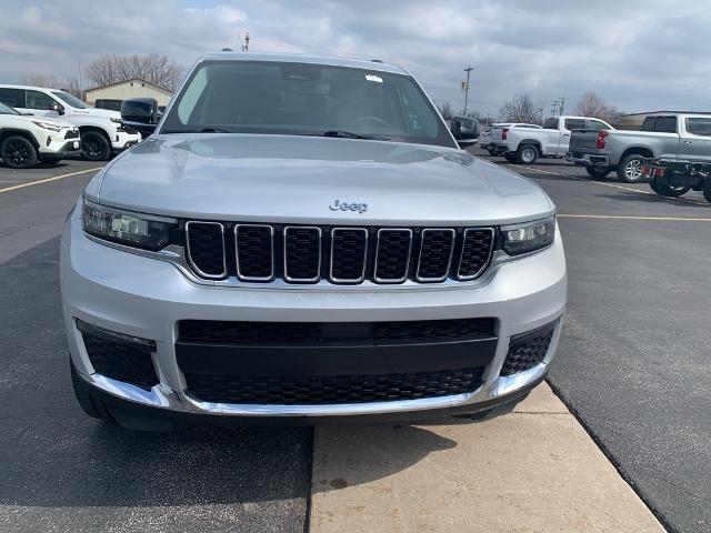 2023 Jeep Grand Cherokee L Vehicle Photo in GREEN BAY, WI 54304-5303
