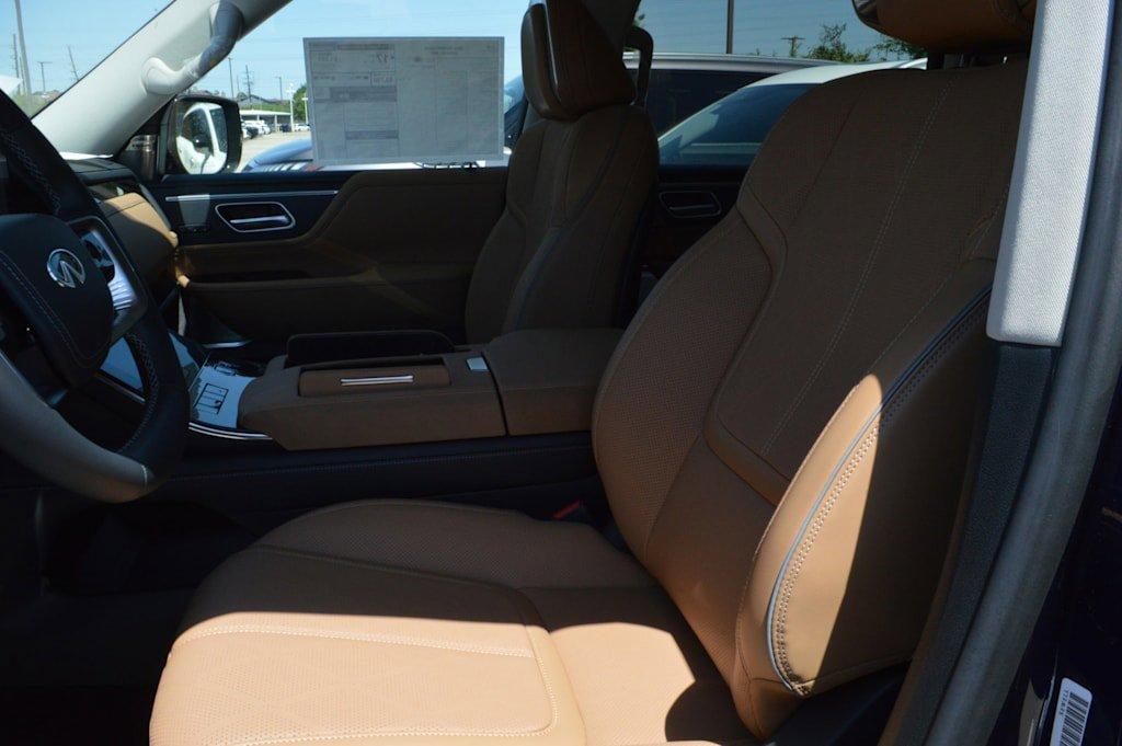 2025 INFINITI QX80 Vehicle Photo in Houston, TX 77090