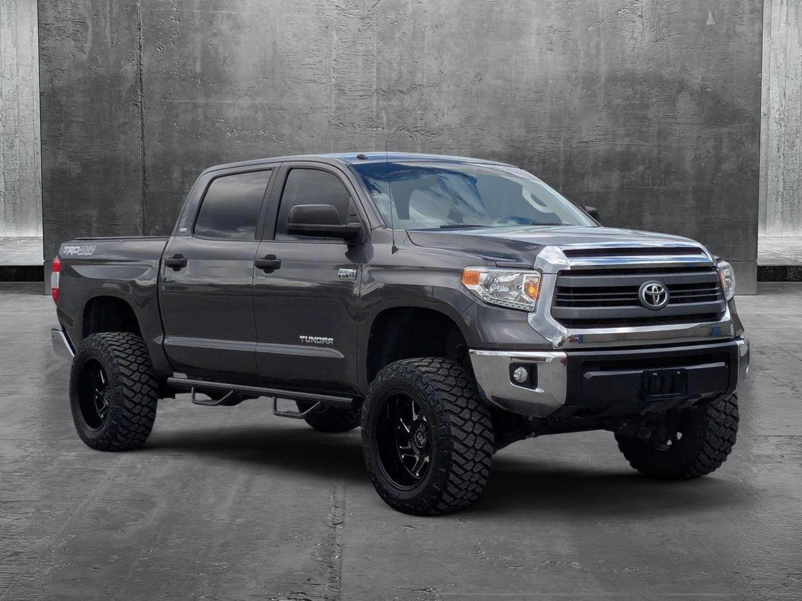 2014 Toyota Tundra 4WD Truck Vehicle Photo in Spokane Valley, WA 99212