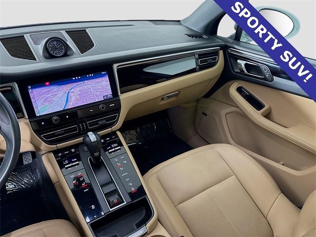 2022 Porsche Macan Vehicle Photo in Puyallup, WA 98371