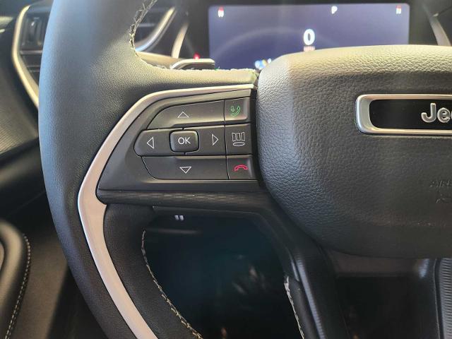 2024 Jeep Grand Cherokee L Vehicle Photo in Grapevine, TX 76051