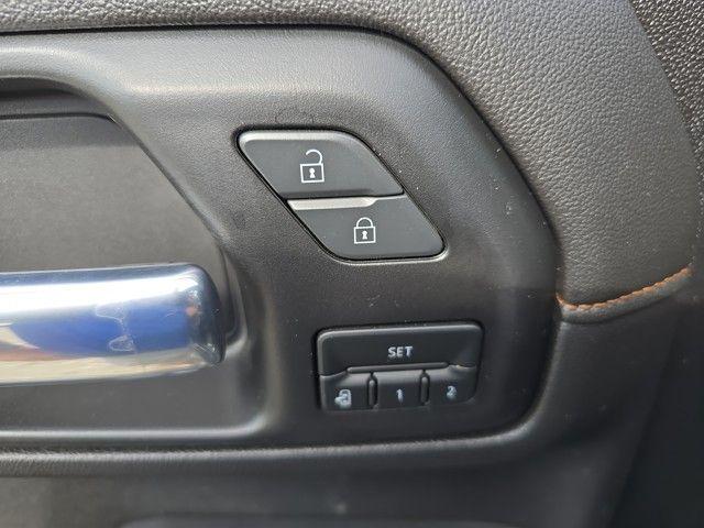 2021 GMC Sierra 2500 HD Vehicle Photo in Pleasant Hills, PA 15236