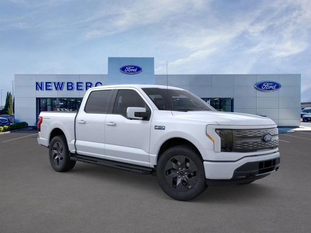 2025 Ford F-150 Lightning Lariat's photo