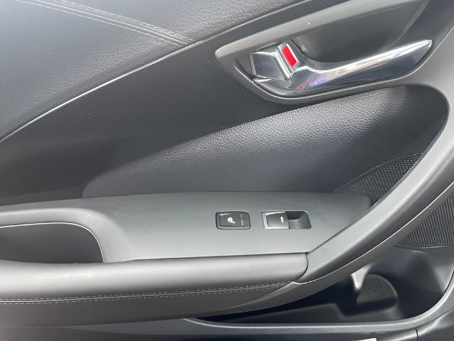 2016 Hyundai AZERA Vehicle Photo in Oshkosh, WI 54904
