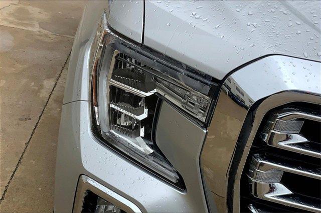 2020 GMC Sierra 1500 Vehicle Photo in TOPEKA, KS 66609-0000