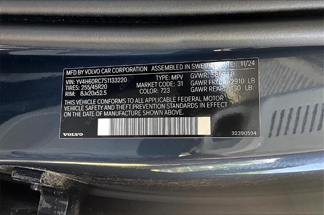 2025 Volvo XC60 Plug-In Hybrid Vehicle Photo in Houston, TX 77007