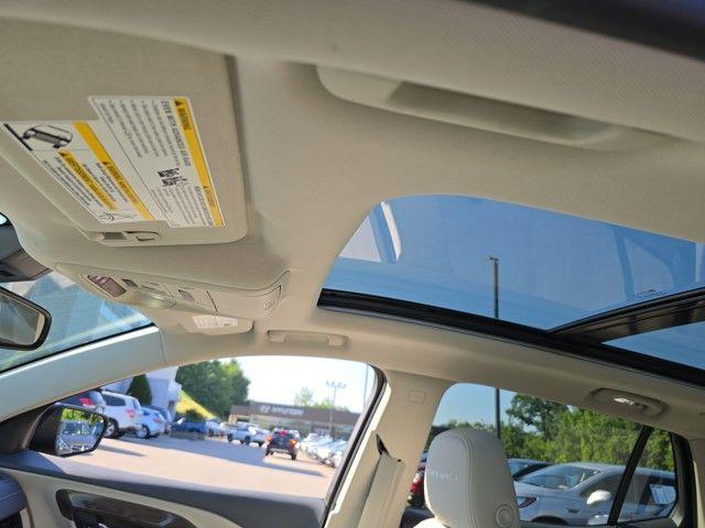2024 GMC Terrain Vehicle Photo in Pleasant Hills, PA 15236