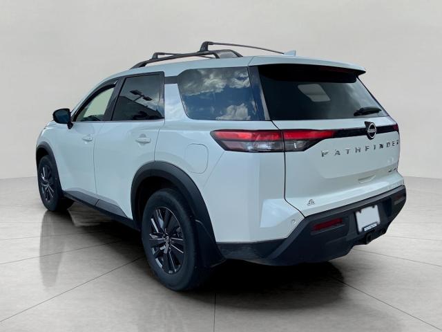 2022 Nissan Pathfinder Vehicle Photo in APPLETON, WI 54914-8833
