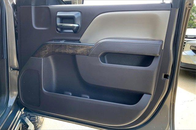 2015 Chevrolet Silverado 1500 Vehicle Photo in KANSAS CITY, MO 64114-4502