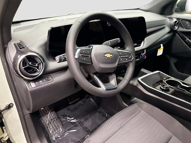2026 Chevrolet Equinox Vehicle Photo in EVERETT, WA 98203-5662