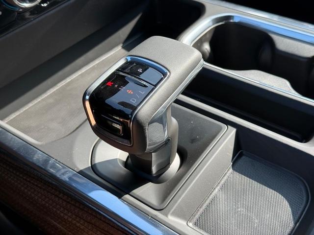 2026 Chevrolet Silverado 1500 Vehicle Photo in COLUMBIA, MO 65203-3903