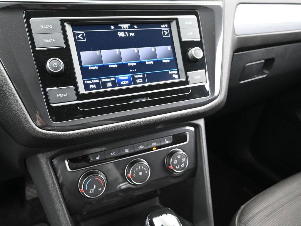 2024 Volkswagen Tiguan Vehicle Photo in Marion, IA 52302