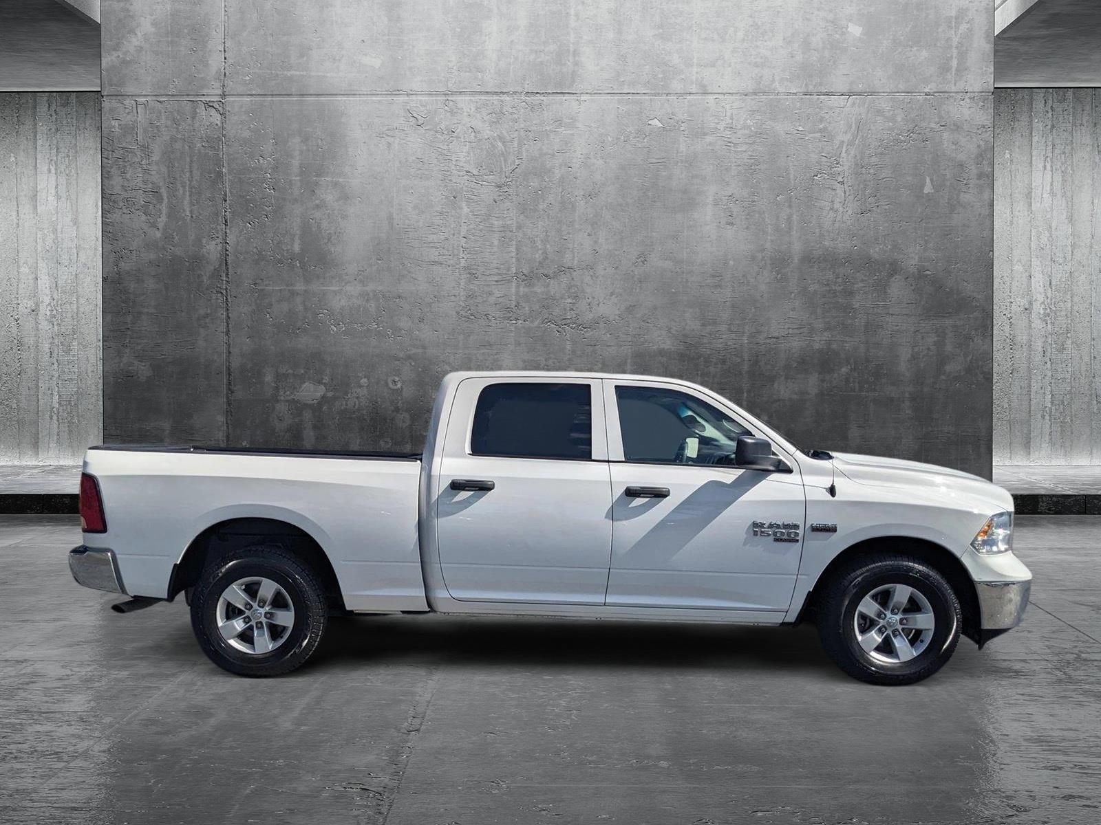 2022 Ram 1500 Classic Vehicle Photo in Pembroke Pines, FL 33027