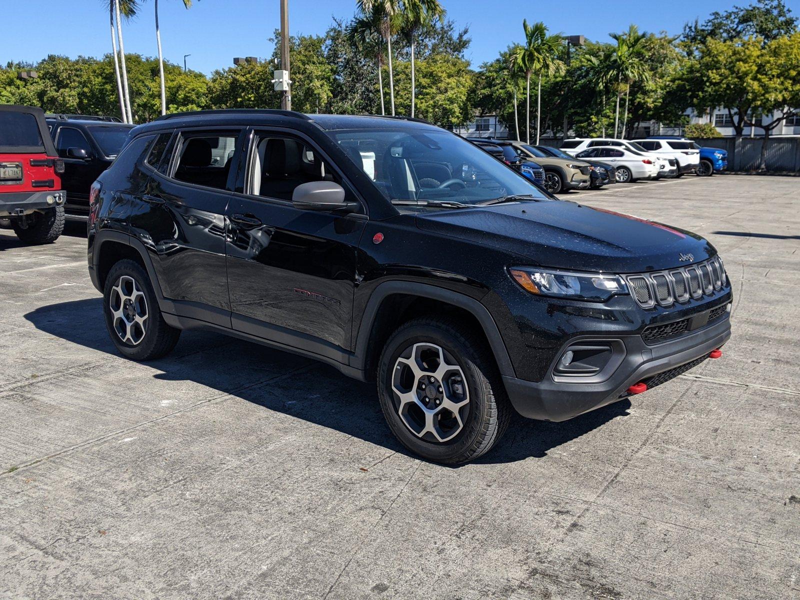 2022 Jeep Compass Vehicle Photo in PEMBROKE PINES, FL 33024-6534