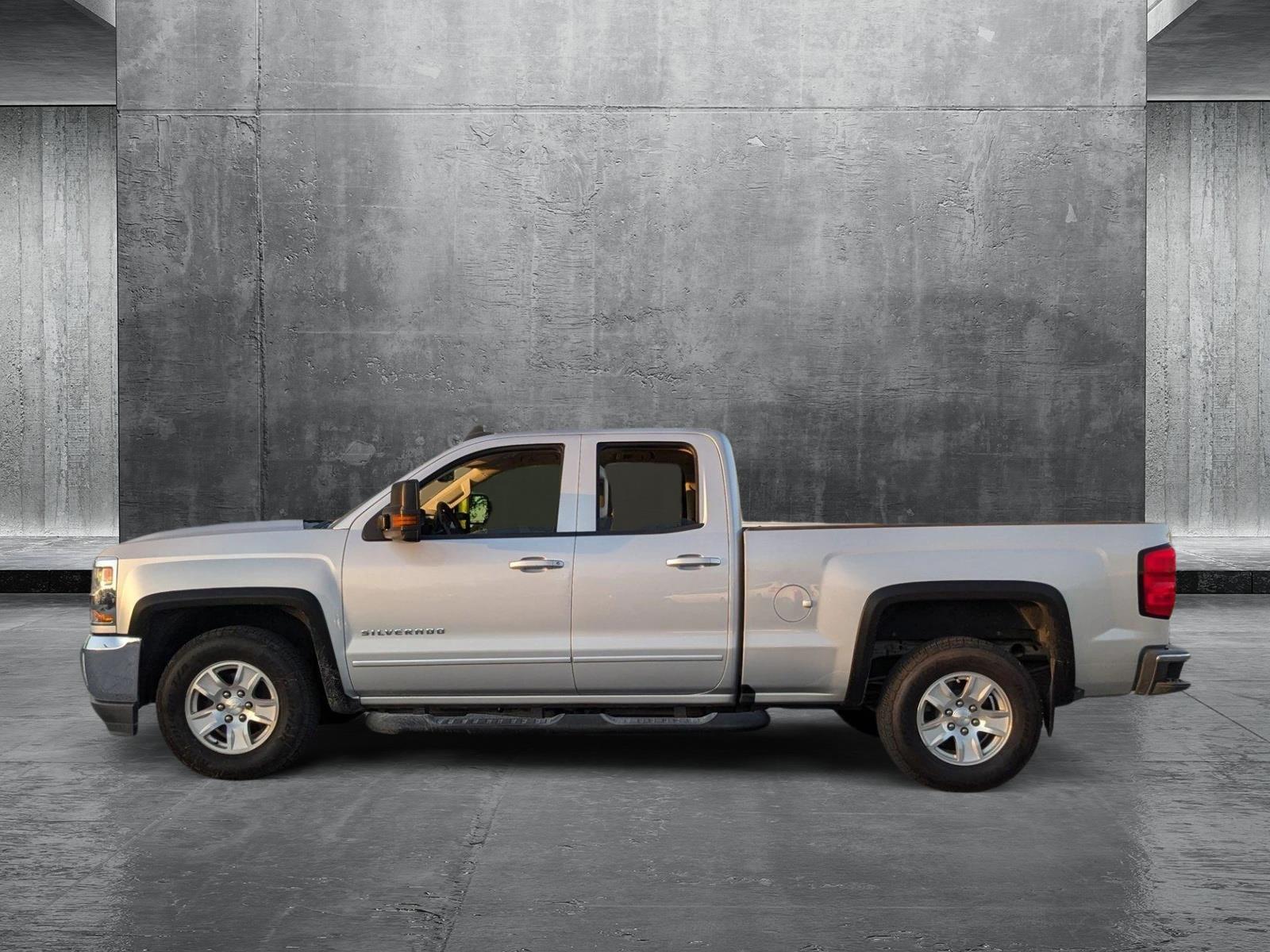 2017 Chevrolet Silverado 1500 Vehicle Photo in St. Petersburg, FL 33713