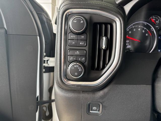 2019 Chevrolet Silverado 1500 Vehicle Photo in MANHATTAN, KS 66502-5036