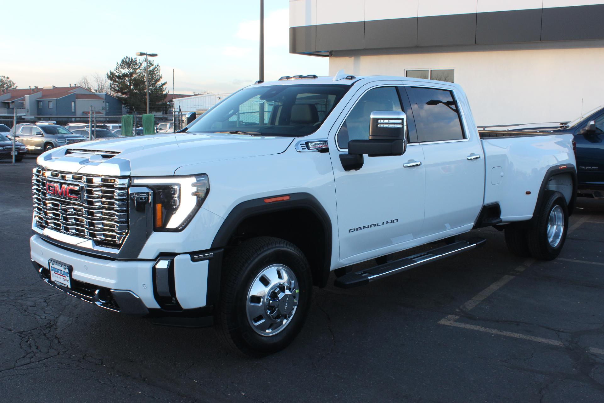 2025 GMC Sierra 3500 HD Vehicle Photo in AURORA, CO 80012-4011