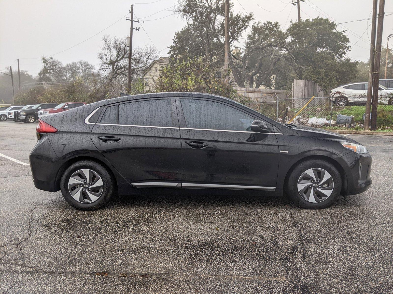 2017 Hyundai Ioniq Hybrid Vehicle Photo in AUSTIN, TX 78759-4154