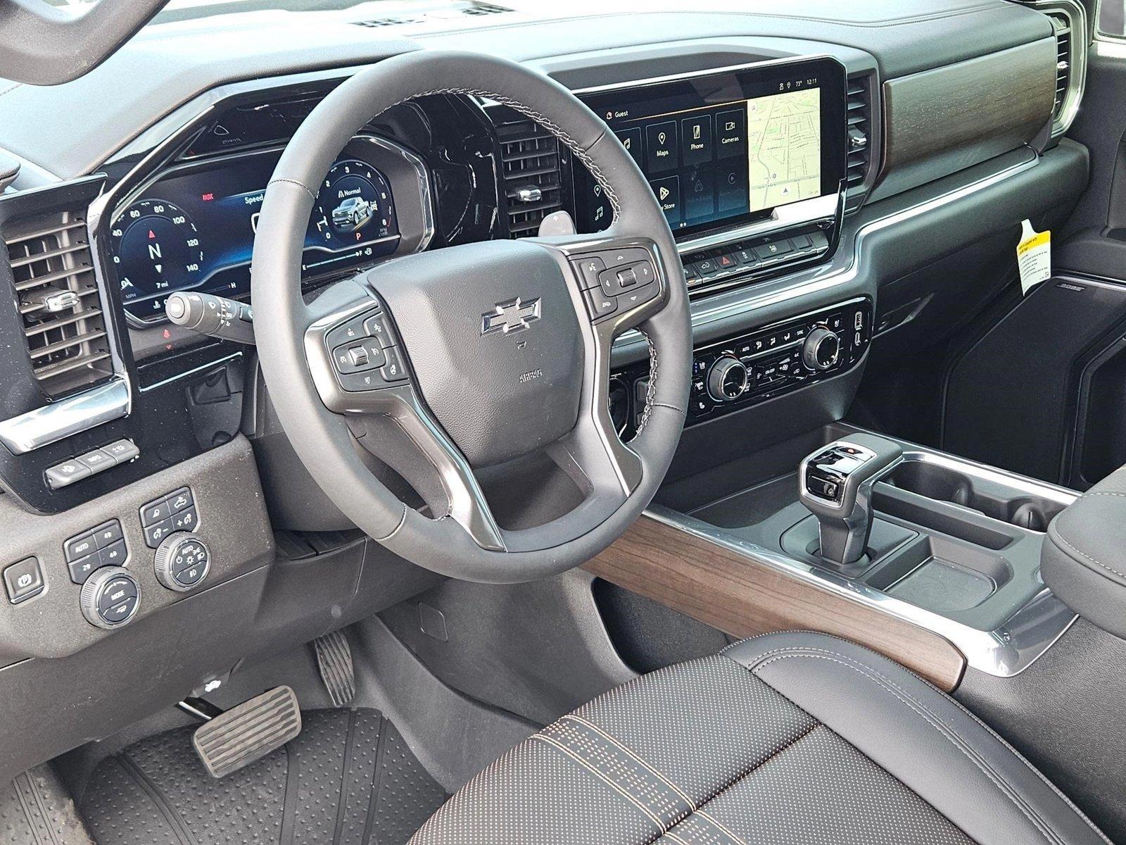 2025 Chevrolet Silverado 1500 Vehicle Photo in MESA, AZ 85206-4395