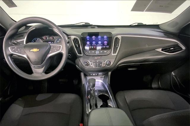 2022 Chevrolet Malibu Vehicle Photo in Lees Summit, MO 64086