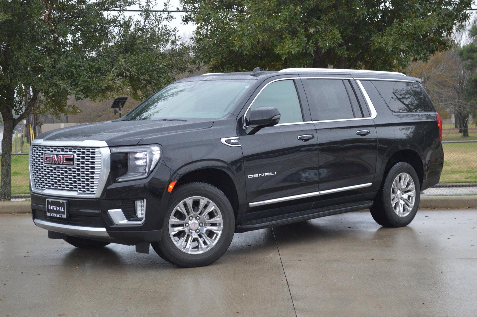 2021 GMC Yukon XL Vehicle Photo in Houston, TX 77090