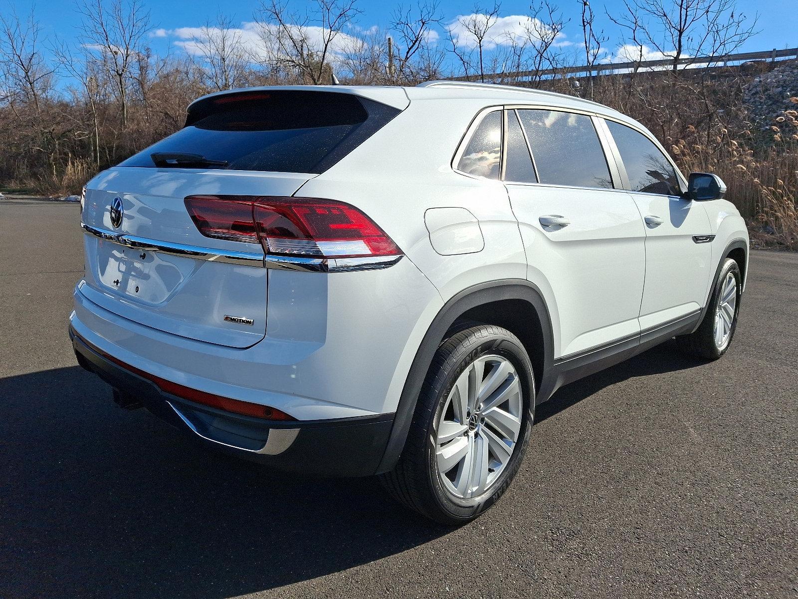 2021 Volkswagen Atlas Cross Sport Vehicle Photo in Trevose, PA 19053