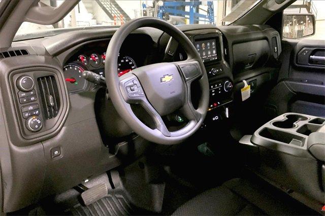 2025 Chevrolet Silverado 1500 Vehicle Photo in KANSAS CITY, MO 64114-4502