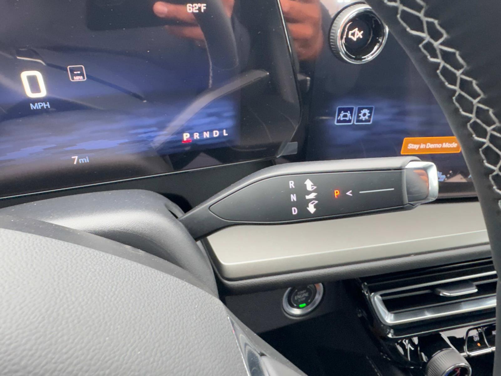 2025 Chevrolet Traverse Vehicle Photo in LOS ANGELES, CA 90007-3794