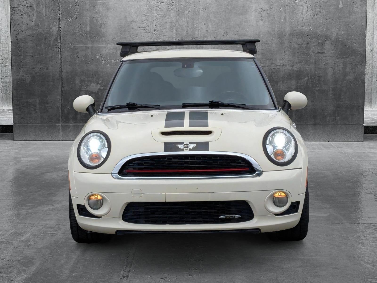 2009 MINI John Cooper Works Hardtop Vehicle Photo in Spokane Valley, WA 99212