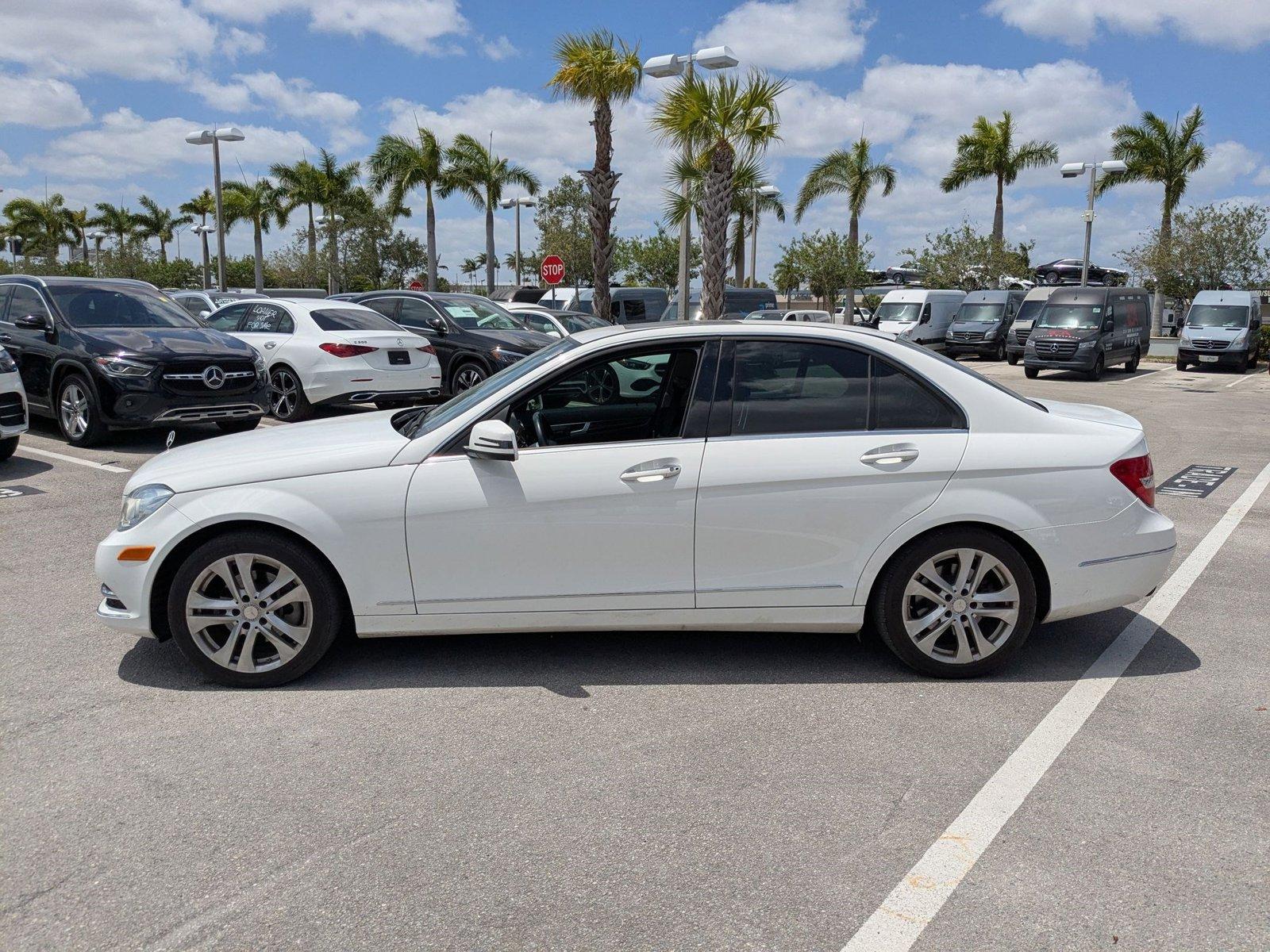 2014 Mercedes-Benz C-Class Vehicle Photo in Miami, FL 33169