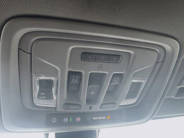 2022 GMC Sierra 1500 Limited Vehicle Photo in LEOMINSTER, MA 01453-2952