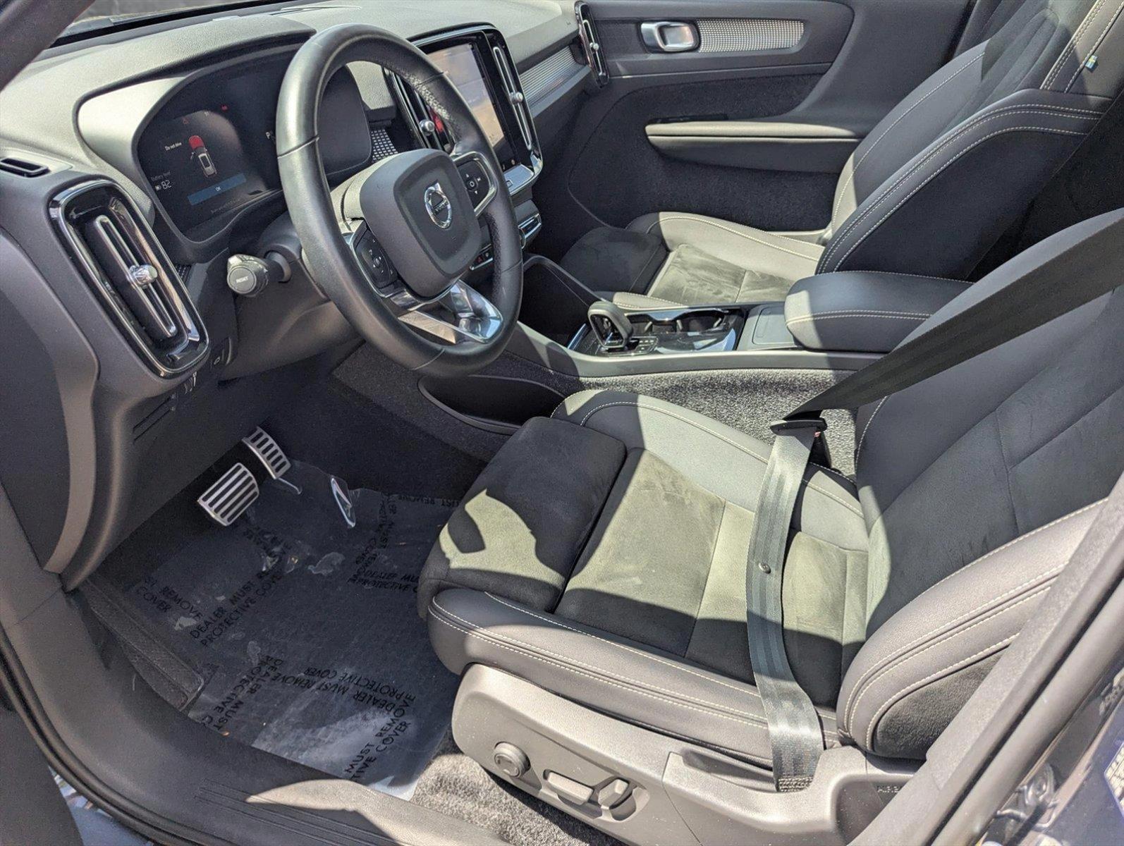 2022 Volvo XC40 Recharge Pure Electric Vehicle Photo in Delray Beach, FL 33444