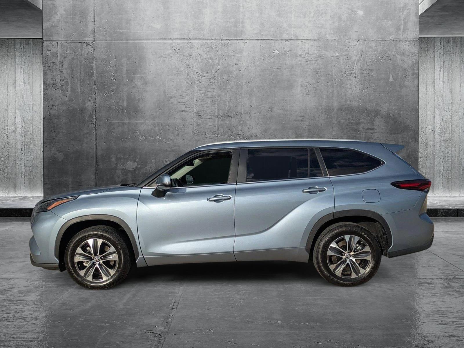 2024 Toyota Highlander Vehicle Photo in Winter Park, FL 32792