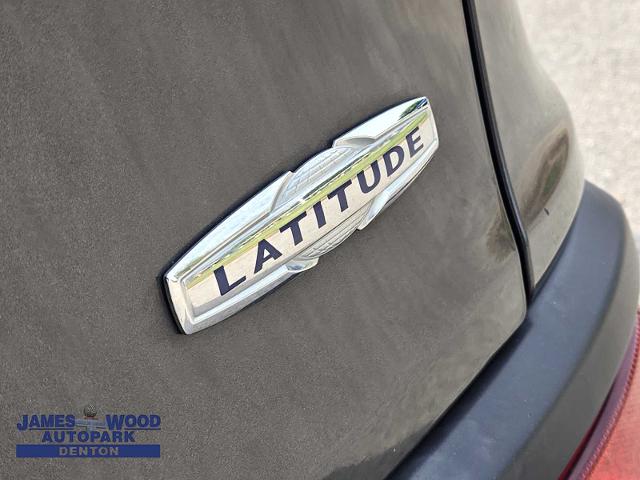 2016 Jeep Cherokee Vehicle Photo in DENTON, TX 76210-9321