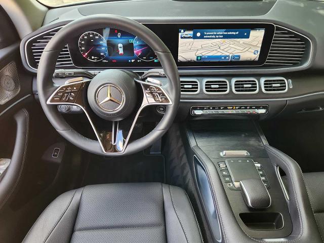2025 Mercedes-Benz GLE Vehicle Photo in HOUSTON, TX 77079