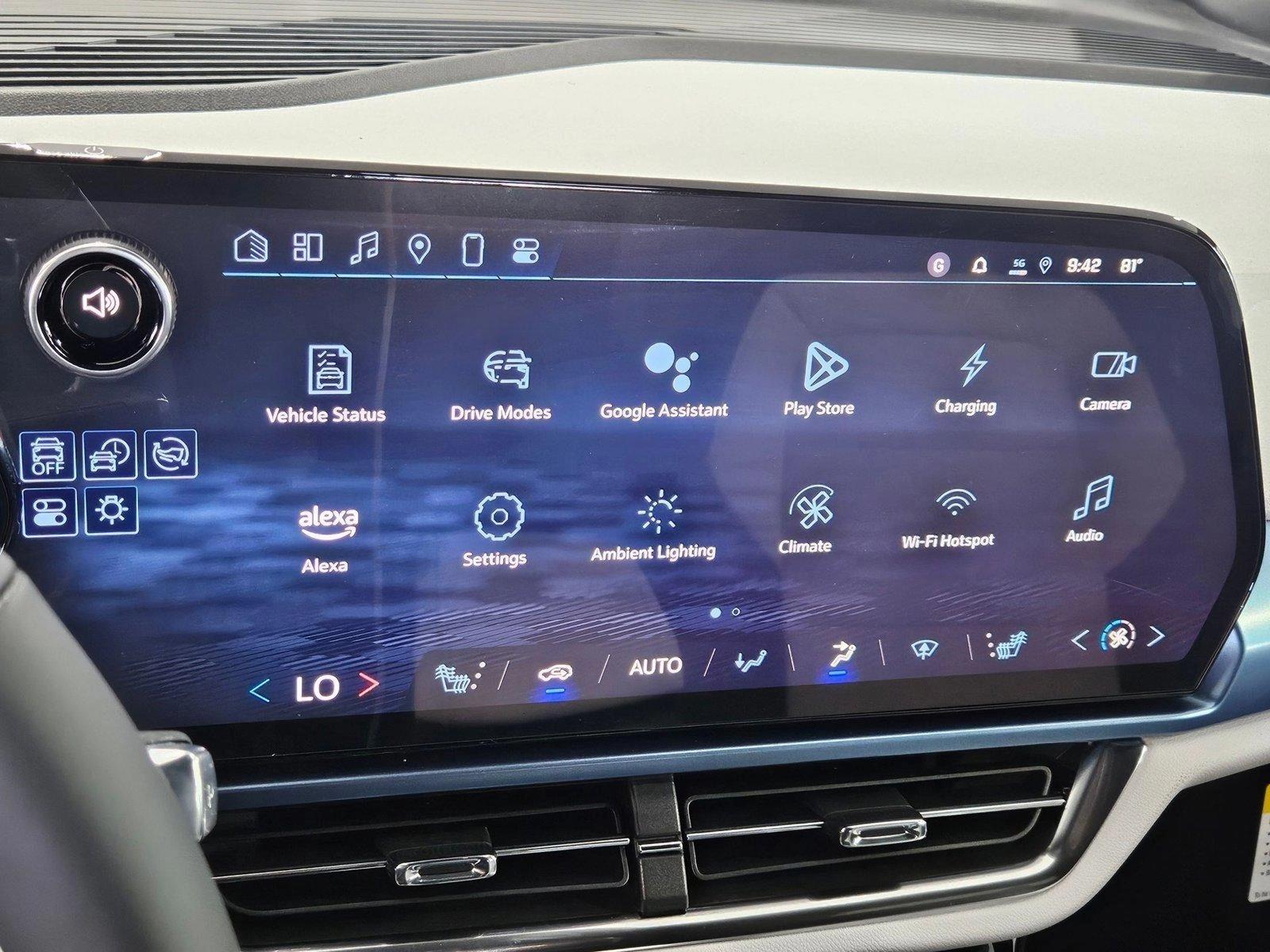 2025 Chevrolet Equinox EV Vehicle Photo in GREENACRES, FL 33463-3207