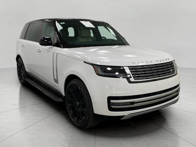 2025 Range Rover Vehicle Photo in Appleton, WI 54913