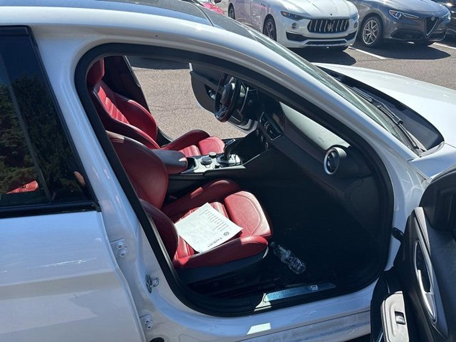 2022 Alfa Romeo Giulia Vehicle Photo in Willow Grove, PA 19090