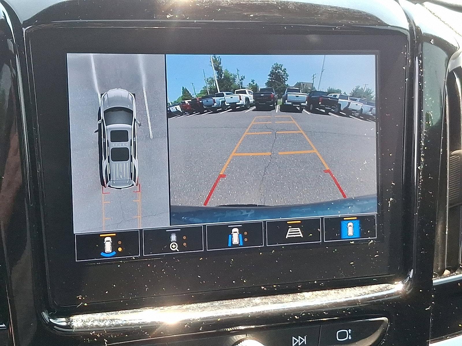 2023 Chevrolet Traverse Vehicle Photo in Trevose, PA 19053