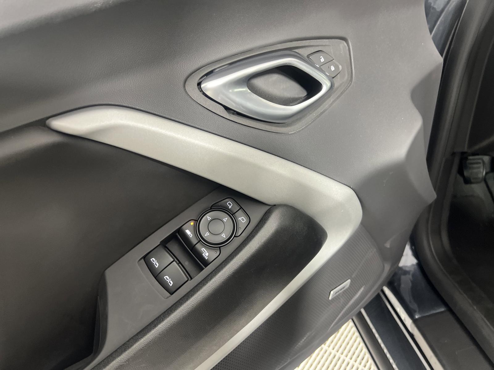 2023 Chevrolet Camaro Vehicle Photo in GEORGETOWN, TX 78626-7508