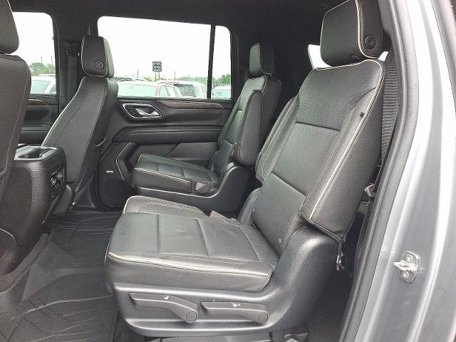 2023 Chevrolet Suburban Vehicle Photo in TREVOSE, PA 19053-4984