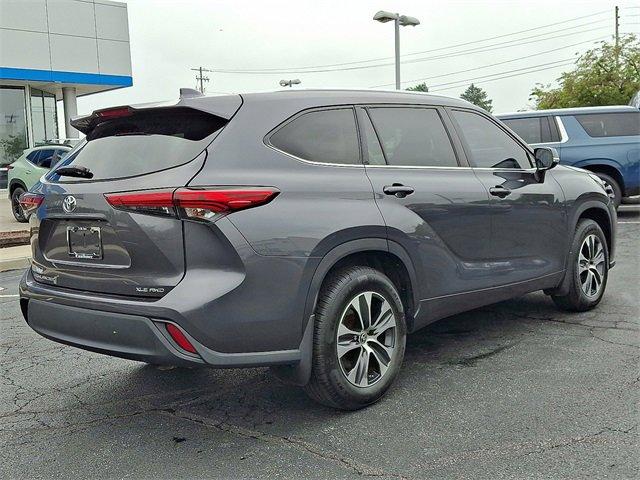 2020 Toyota Highlander Vehicle Photo in LANCASTER, PA 17601-0000