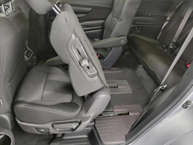 2024 Subaru Ascent Vehicle Photo in Green Bay, WI 54304
